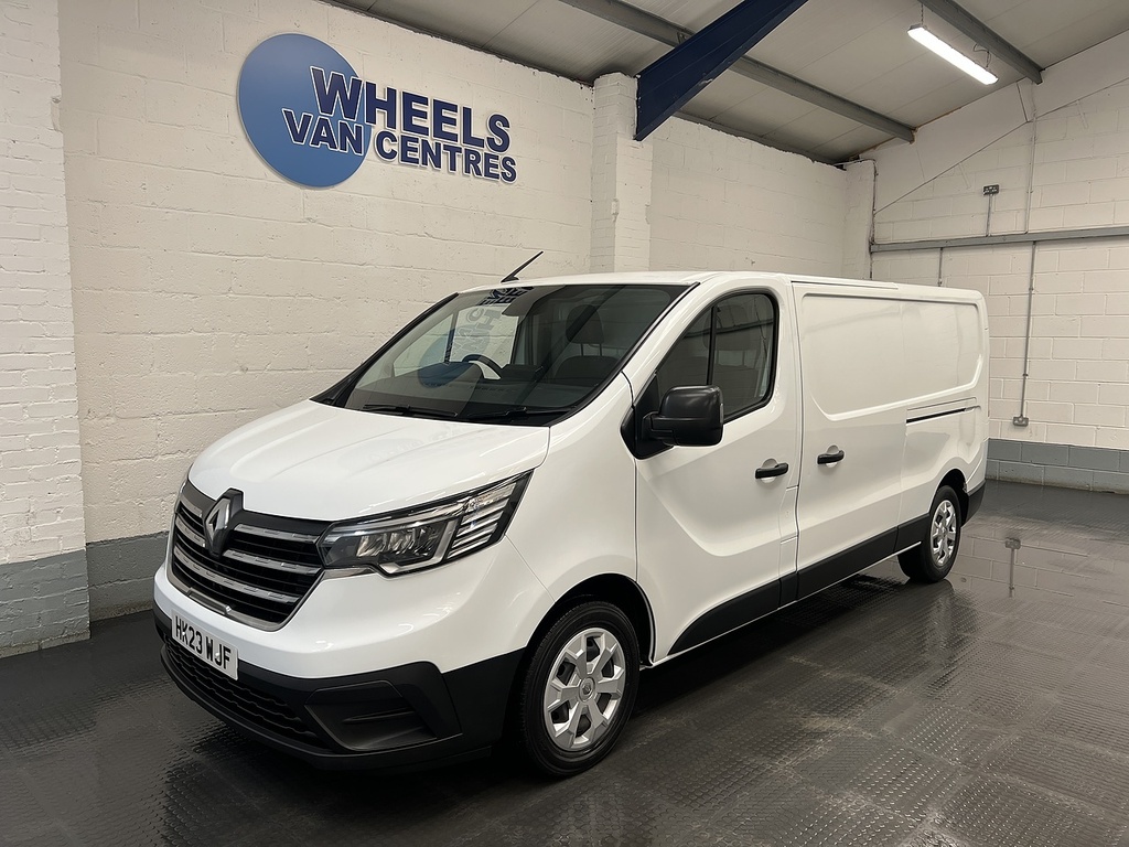 Renault Trafic 2.0 Dci Blue Ll30 Business Panel Van M White