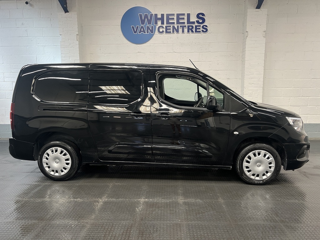 Vauxhall Combo 1.5 Turbo D 2300 Pro Panel Van 6Dr L DL23SZY Black #6