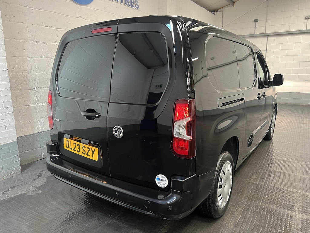 Vauxhall Combo 1.5 Turbo D 2300 Pro Panel Van 6Dr L DL23SZY Black #5