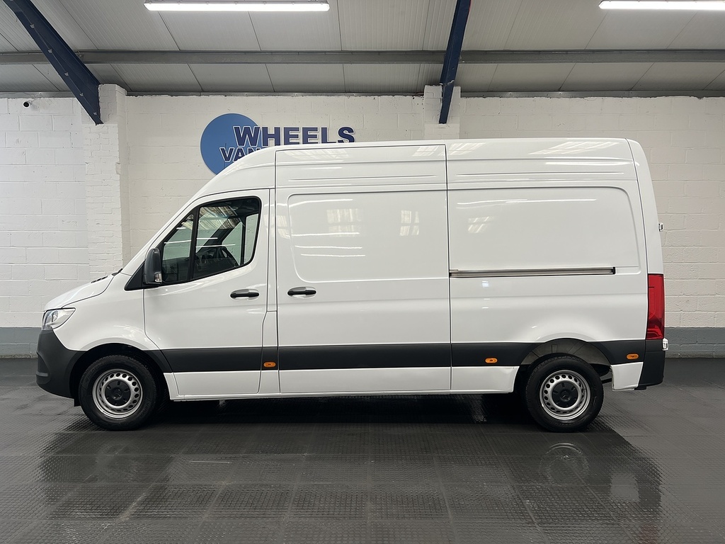 Mercedes-Benz Sprinter 2.0 315 Cdi Premium Panel Van Fw KP74YSR White #2