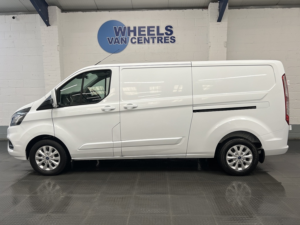 Ford Transit Custom 2.0 300 Ecoblue Limited Panel Van Manua YM23GXH White #2