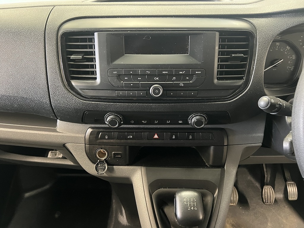 Fiat Scudo 1.5 Bluehdi 120 Primo Van Grey #8
