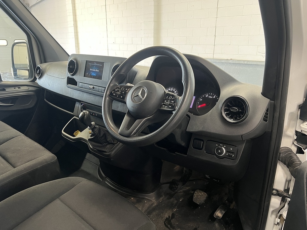 Mercedes-Benz Sprinter 2.0 315 Cdi Progressive Panel Van Manua White #6