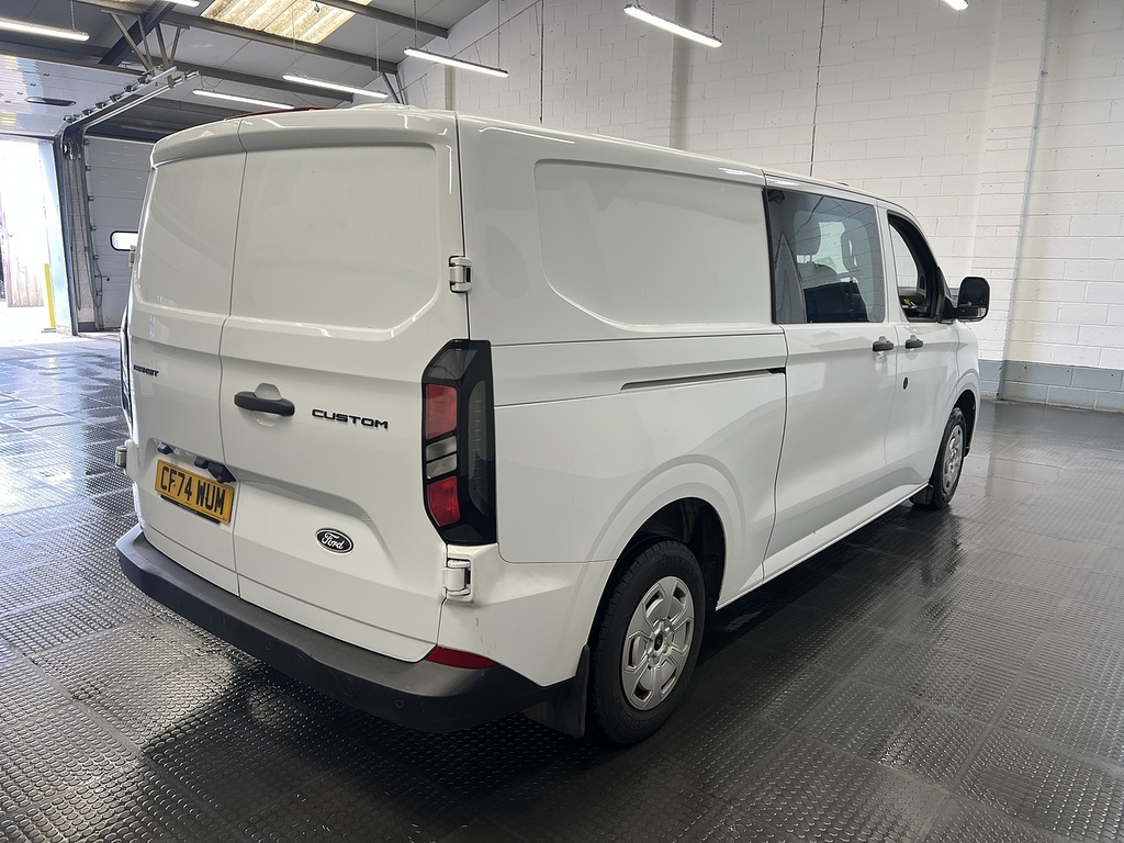 Ford Transit Custom 2.0 320 Ecoblue Trend Crew Van Double Cab Dies White #3