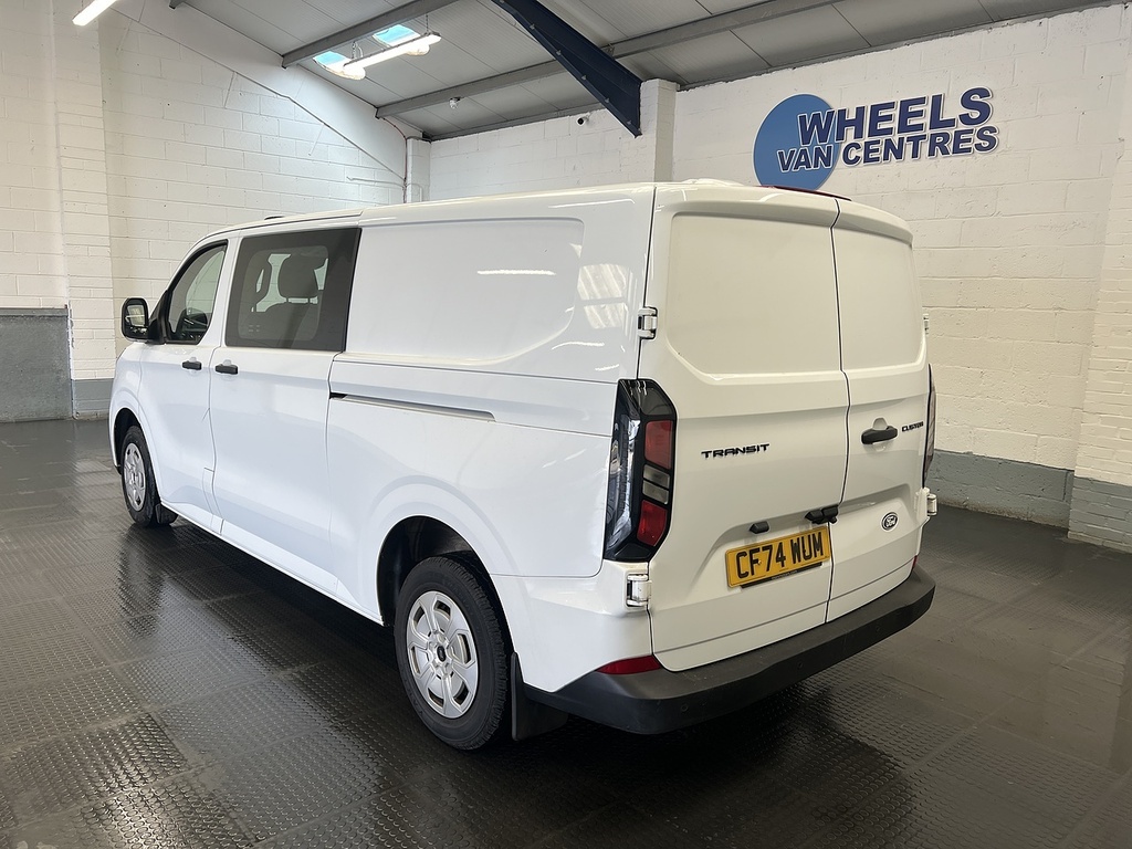 Ford Transit Custom 2.0 320 Ecoblue Trend Crew Van Double Cab Dies White #2