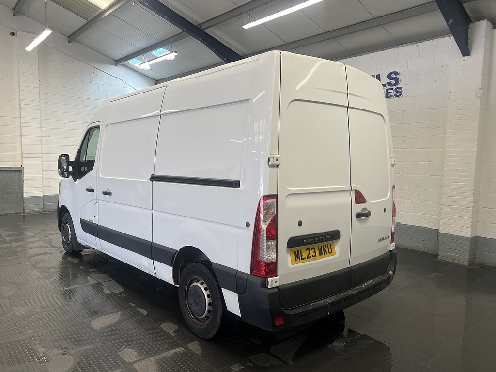 Renault Master 2.3 Dci 35 Business Panel Van Fw White #2