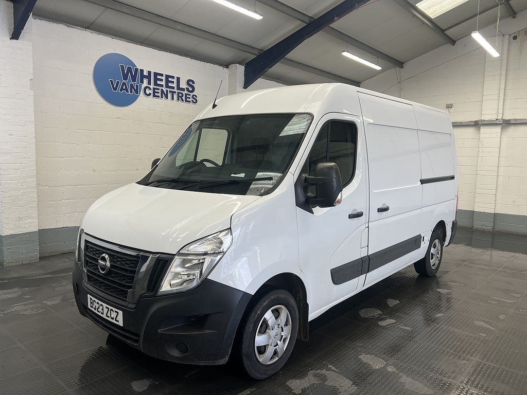 Nissan InterStar 2.3 Dci 33 Acenta Fwd L2 H2 Euro 6 White #1