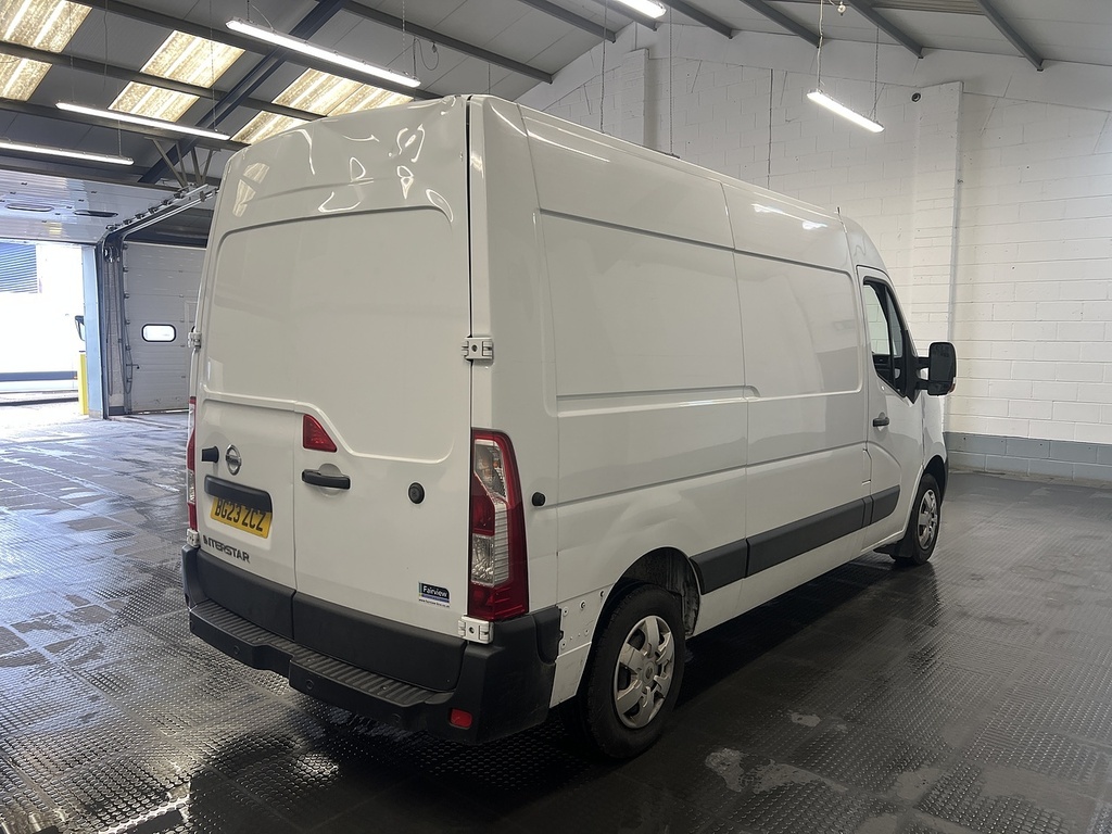 Nissan InterStar 2.3 Dci 33 Acenta Fwd L2 H2 Euro 6 White #4