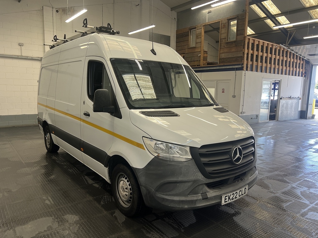 Mercedes-Benz Sprinter 315 Cdi Progressive White #3