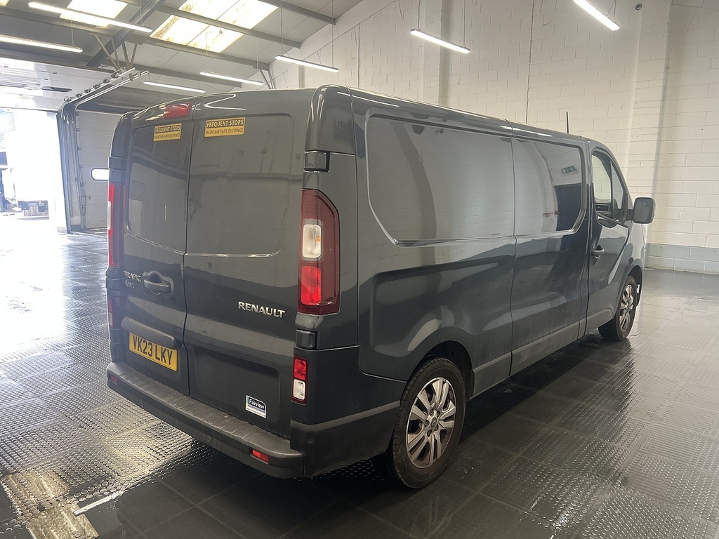 Renault Trafic 2.0 Dci Blue Ll30 Sport Panel Van Manua Grey #3