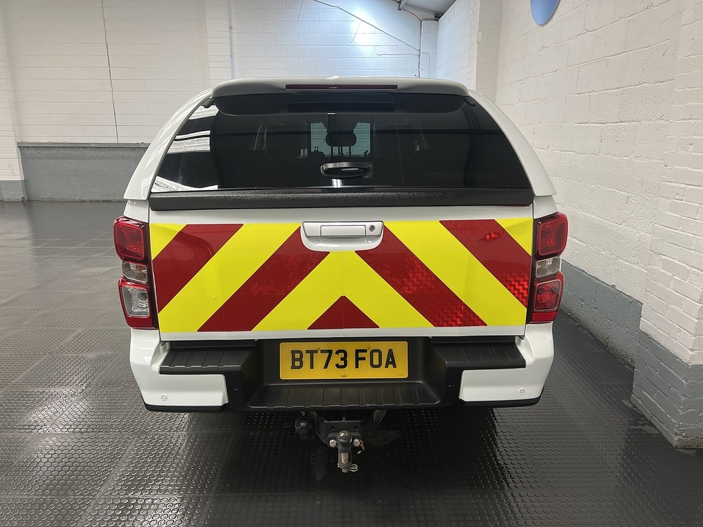 Isuzu D-Max 1.9 Td Dl20 Pickup Double Cab 4Wd BT73FOA White #4