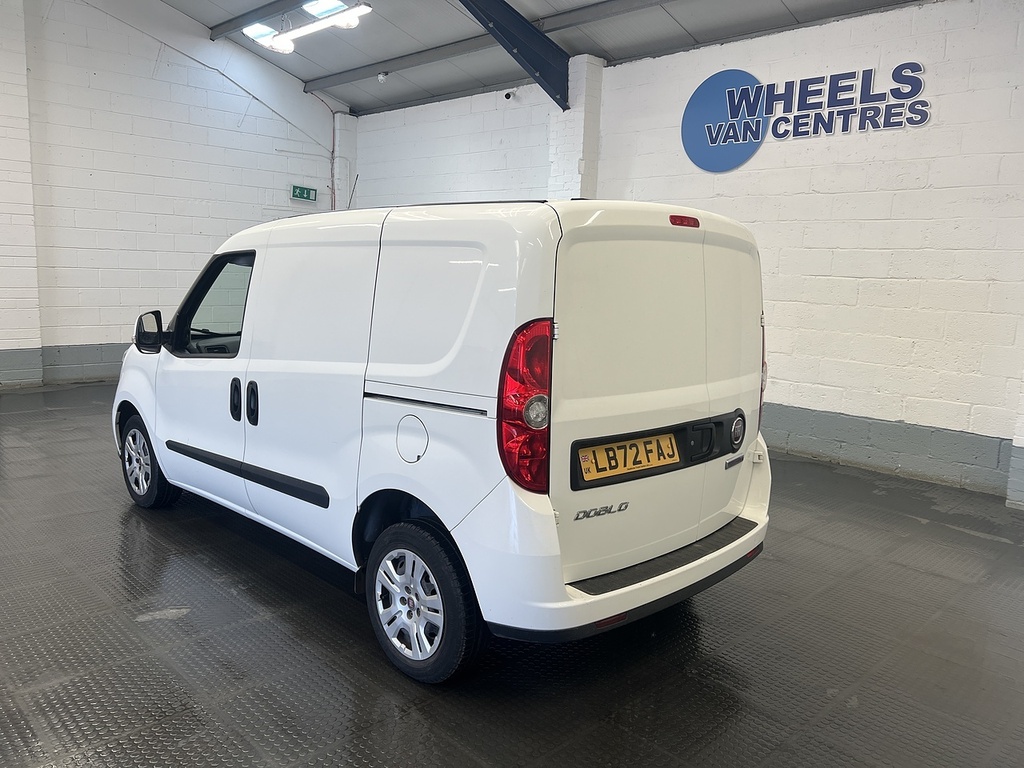 Fiat Doblo 1.6 Multijetii Tecnico Panel Van White #2
