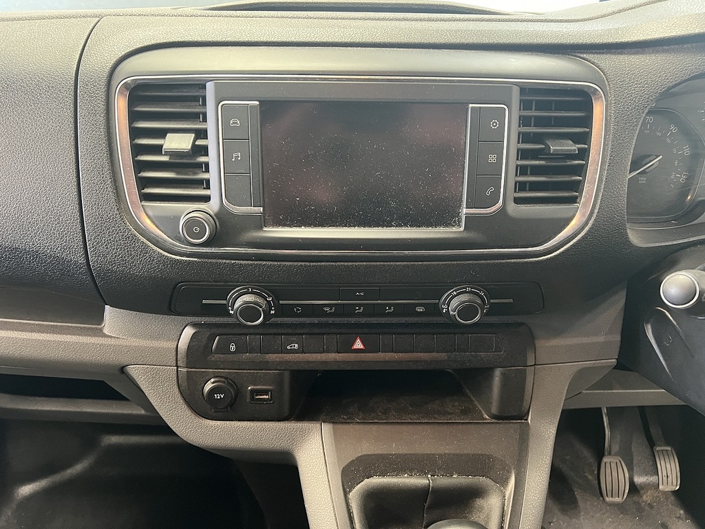 Vauxhall Vivaro 2.0 Turbo D 3100 Sportive Crew Van Euro 6 Ss White #7