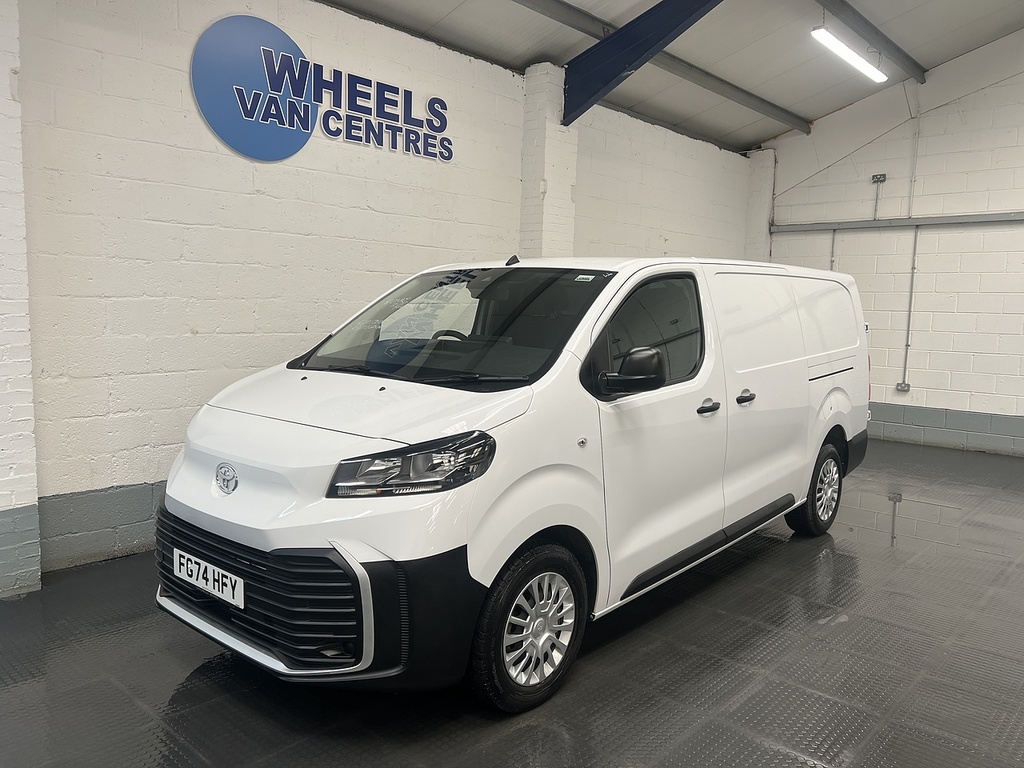 Toyota PROACE 2.0D Icon Long Panel Van 6Dr Lwb Eur White