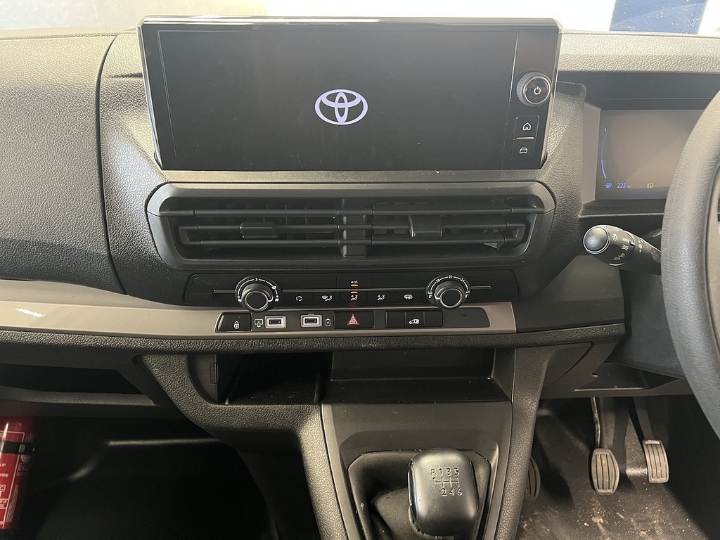 Toyota PROACE 2.0D Icon Long Panel Van 6Dr Lwb Eur White #5