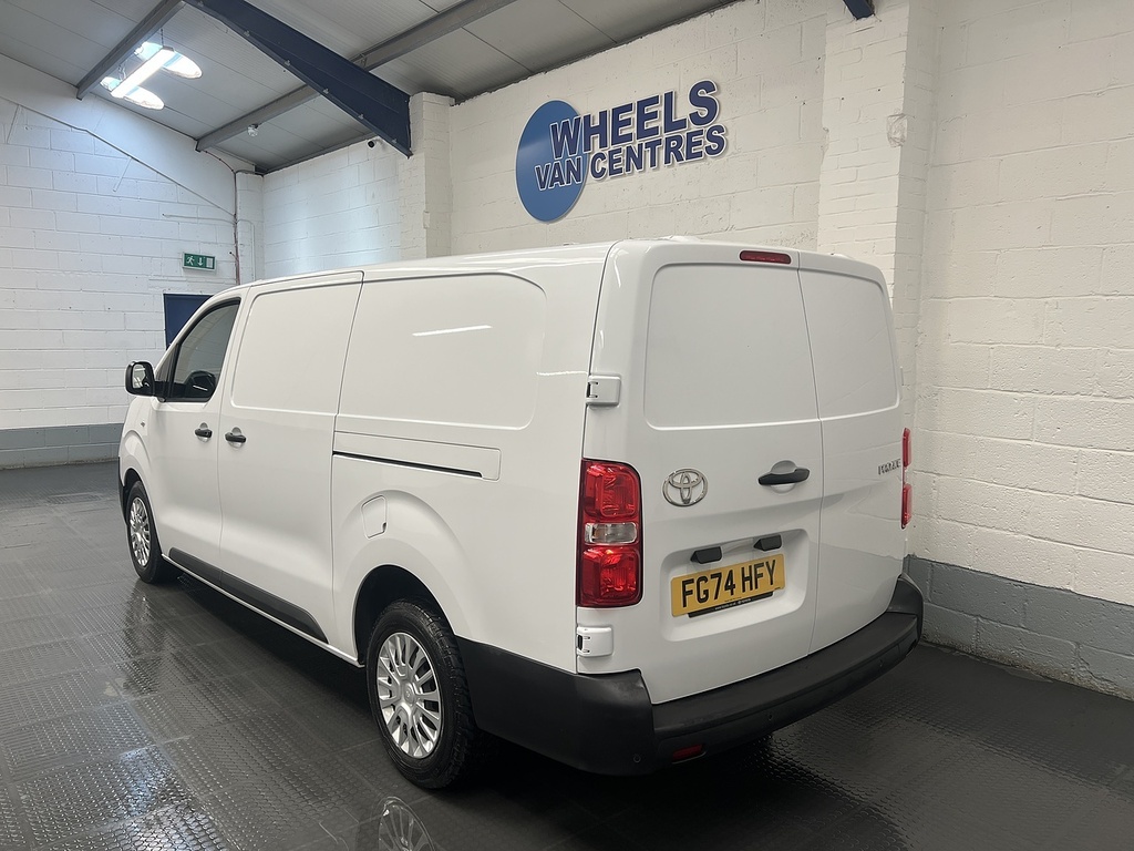 Toyota PROACE 2.0D Icon Long Panel Van 6Dr Lwb Eur White #3