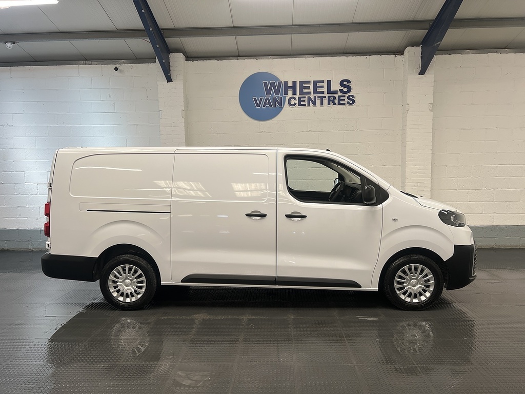 Toyota PROACE 2.0D Icon Long Panel Van 6Dr Lwb Eur White #6