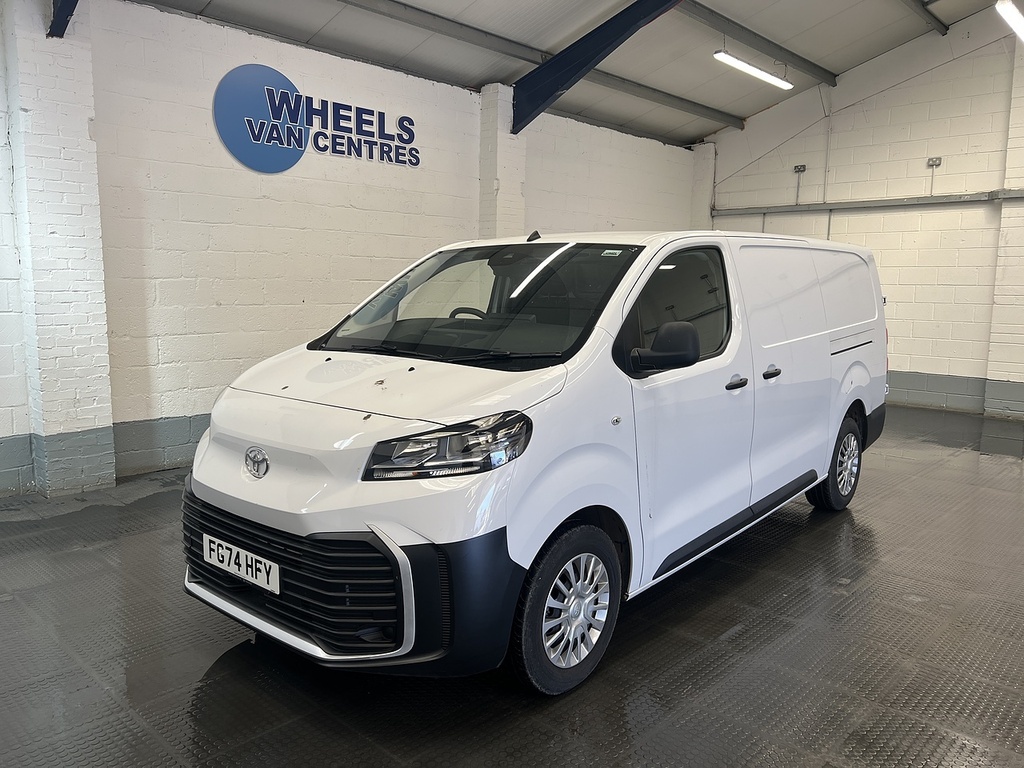 Toyota PROACE 2.0D Icon Long Panel Van 6Dr Lwb Eur White