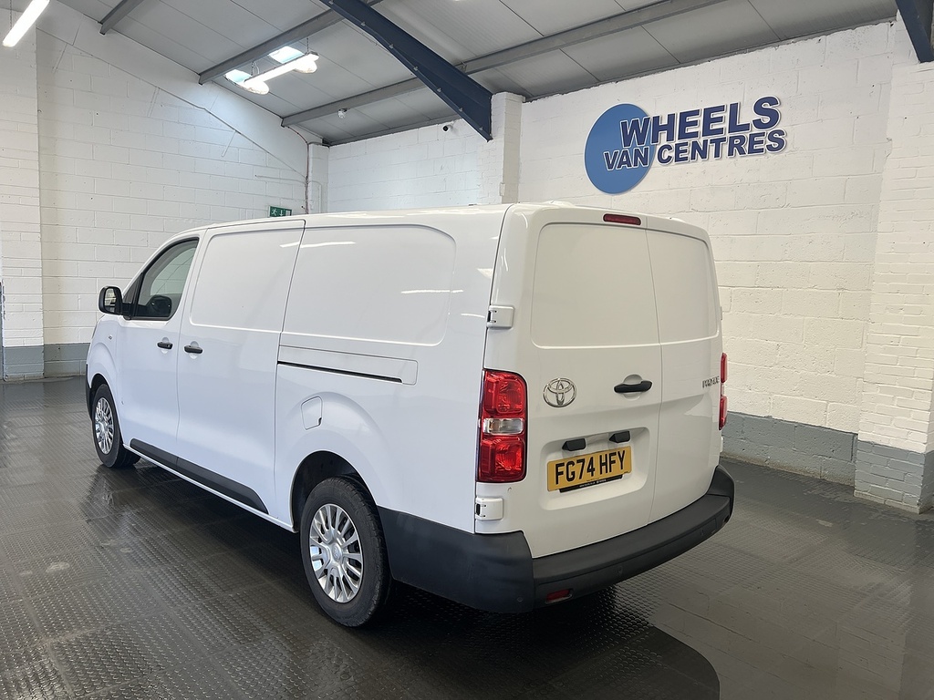 Toyota PROACE 2.0D Icon Long Panel Van 6Dr Lwb Eur White #2