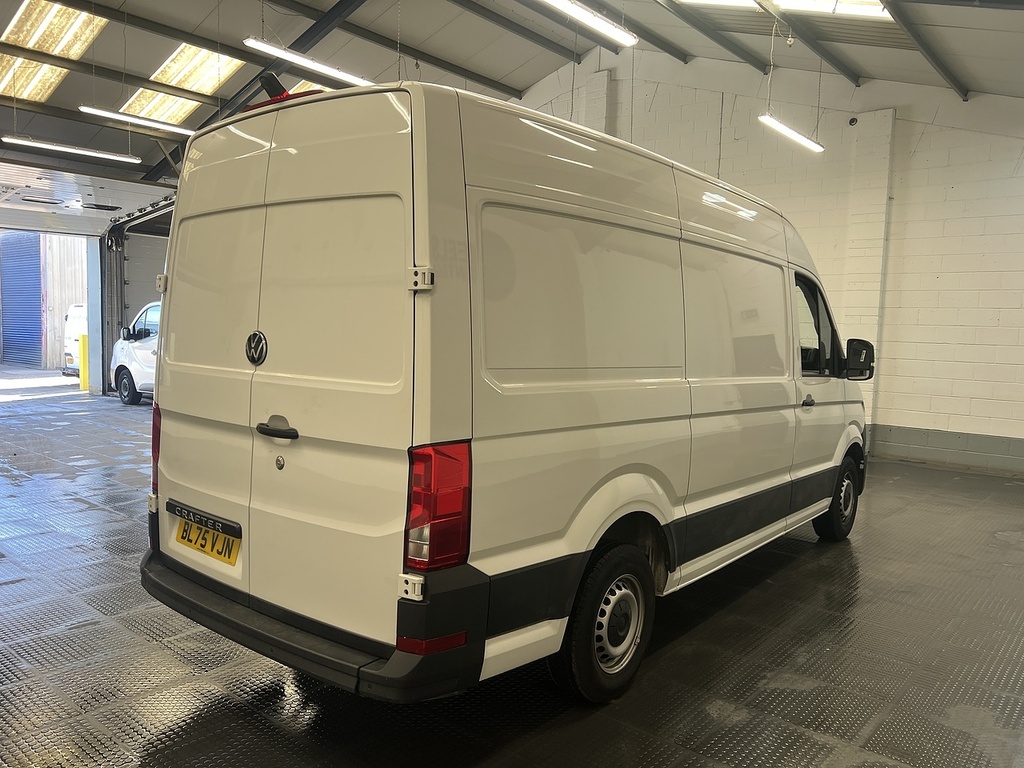 Volkswagen Crafter 2.0 Tdi Cr30 Commerce Panel Van White #3