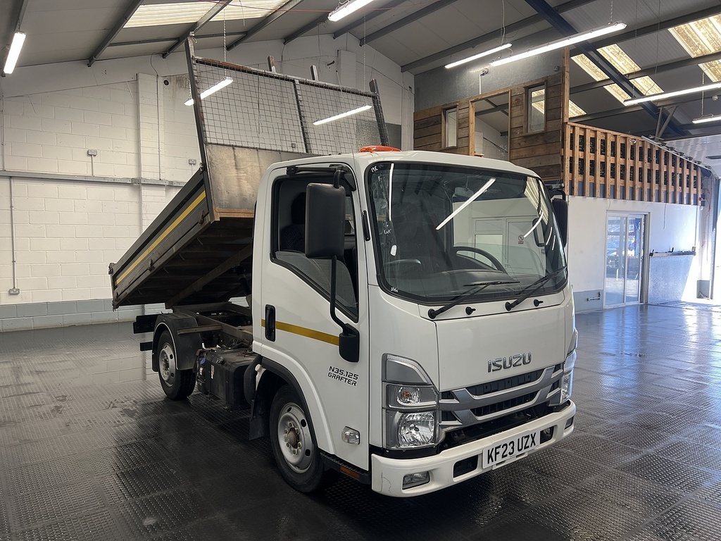Isuzu 1.9D N35 Green Tipper Rwd Swb Eu KF23UZX White
