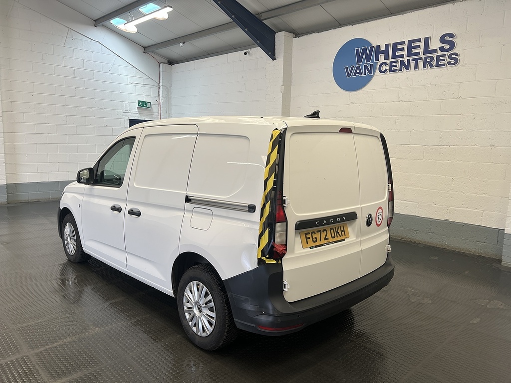 Volkswagen Caddy Tdi C20 Commerce White #2
