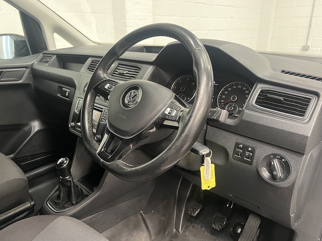 Volkswagen Caddy Maxi 2L Null Purple #8