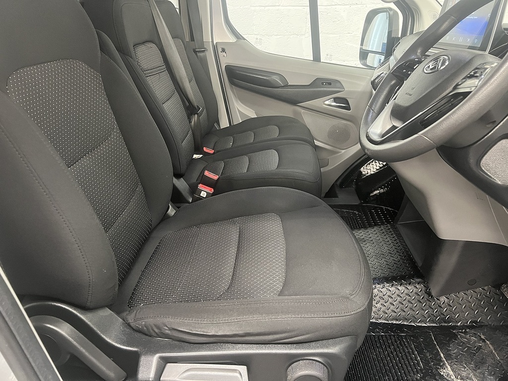 Maxus Deliver 9 Mpv Blue #7