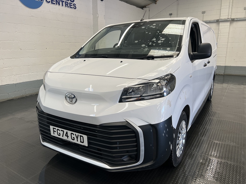 Toyota PROACE 2.0D Icon Long Panel Van 6Dr Lwb Eur White