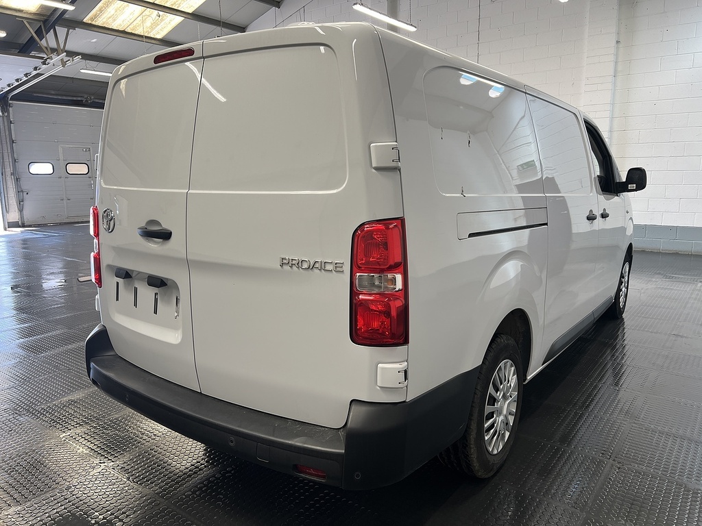 Toyota PROACE 2.0D Icon Long Panel Van 6Dr Lwb Eur White #2