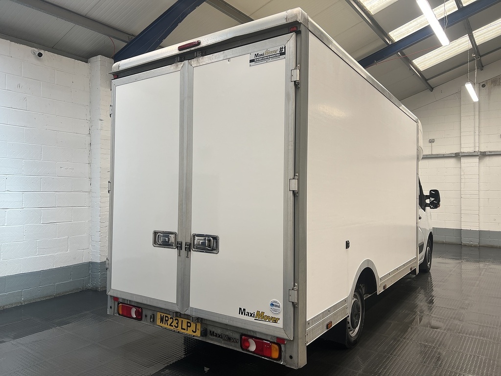 Renault Master 2.3 Dci Energy 35 Business Platform Cab White #3