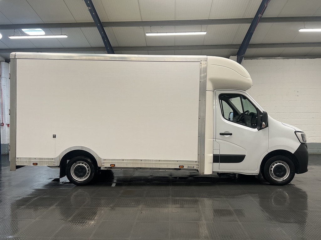 Renault Master 2.3 Dci Energy 35 Business Platform Cab White #4