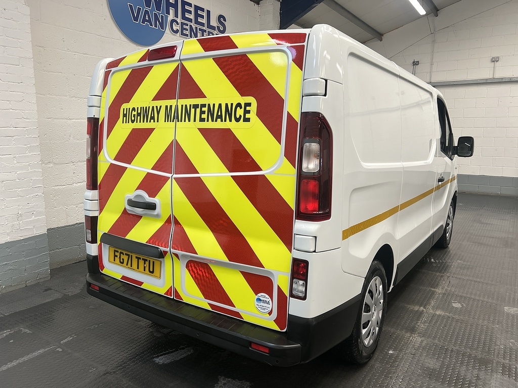 Renault Trafic 2.0 Dci Energy 28 Business Panel Van M White #5