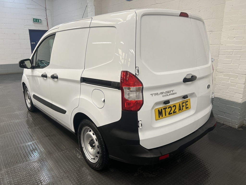 Ford Transit Courier 1.0 Ecoboost Leader Panel Van L1 MT22AFE White #3