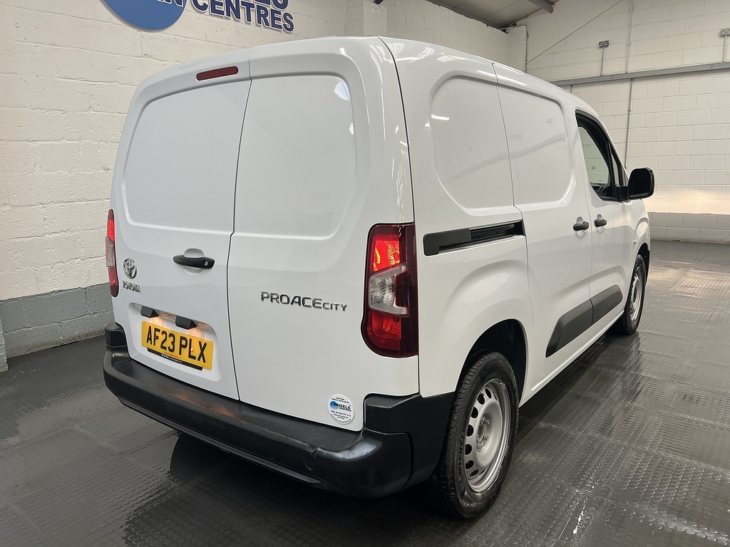 Toyota Proace City 1.5 Bluehdi Active Short Panel Van Manu AF23PLX White #4