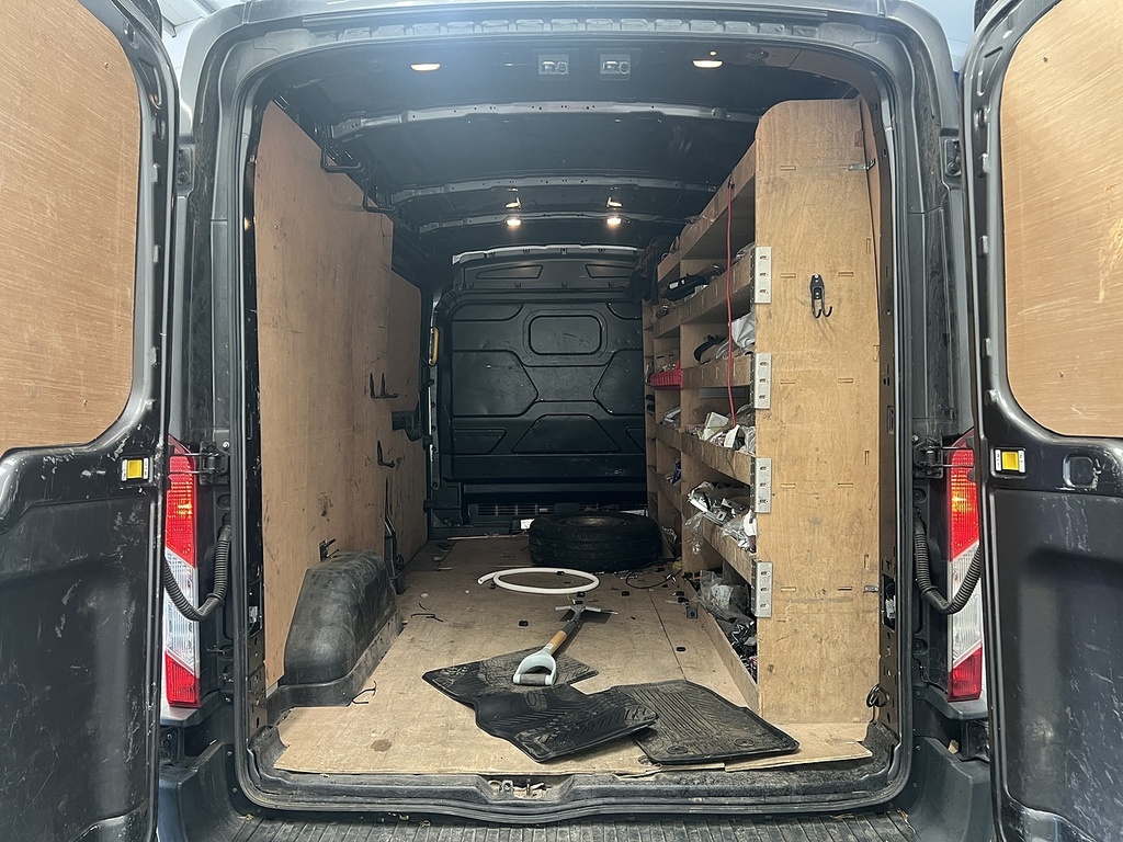 Ford Transit Custom 2.0 350 Ecoblue Limited Panel Van WR71ENV #3