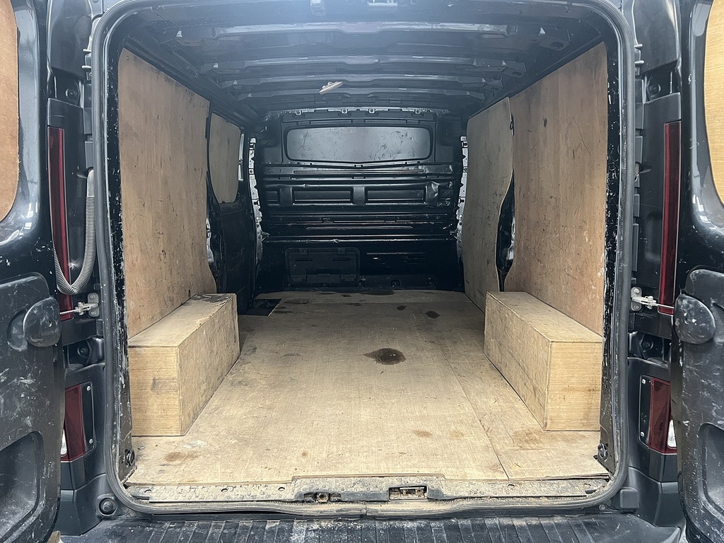 Renault Trafic 2.0 Dci Blue Ll30 Sport Panel Van Manu Grey #4