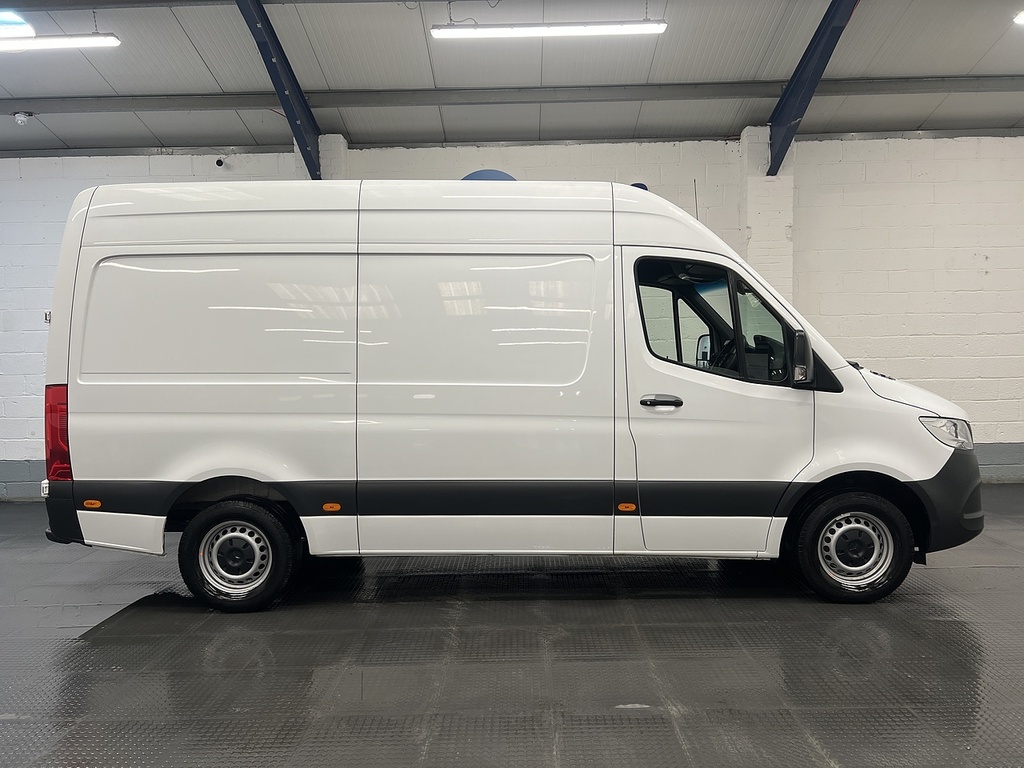 Mercedes-Benz Sprinter 2.0 315 Cdi Progressive Panel Van Manua White #6
