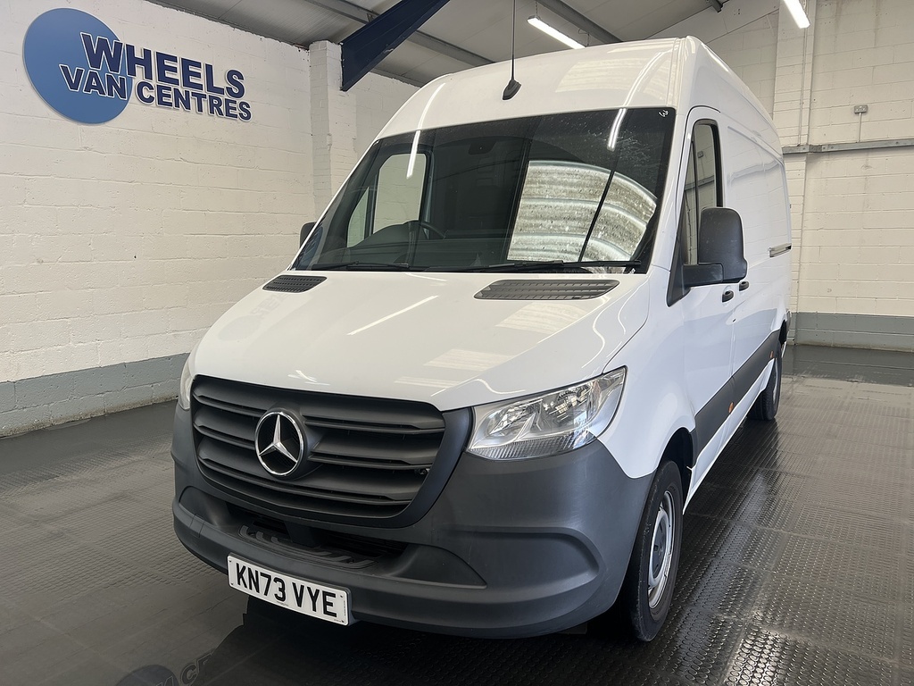 Mercedes-Benz Sprinter 2.0 315 Cdi Progressive Panel Van Manua White