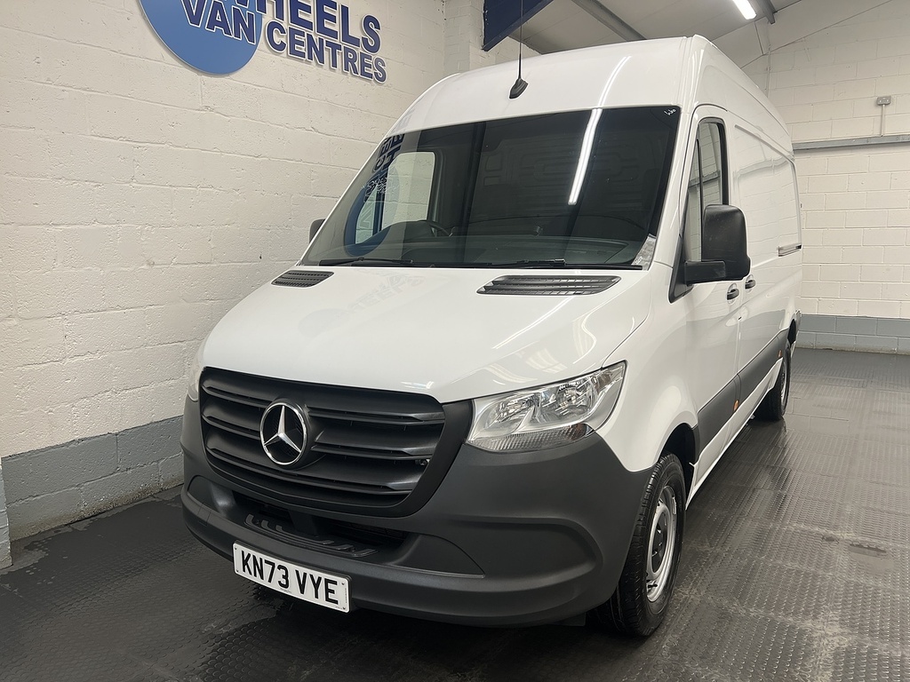 Mercedes-Benz Sprinter 2.0 315 Cdi Progressive Panel Van Manua White