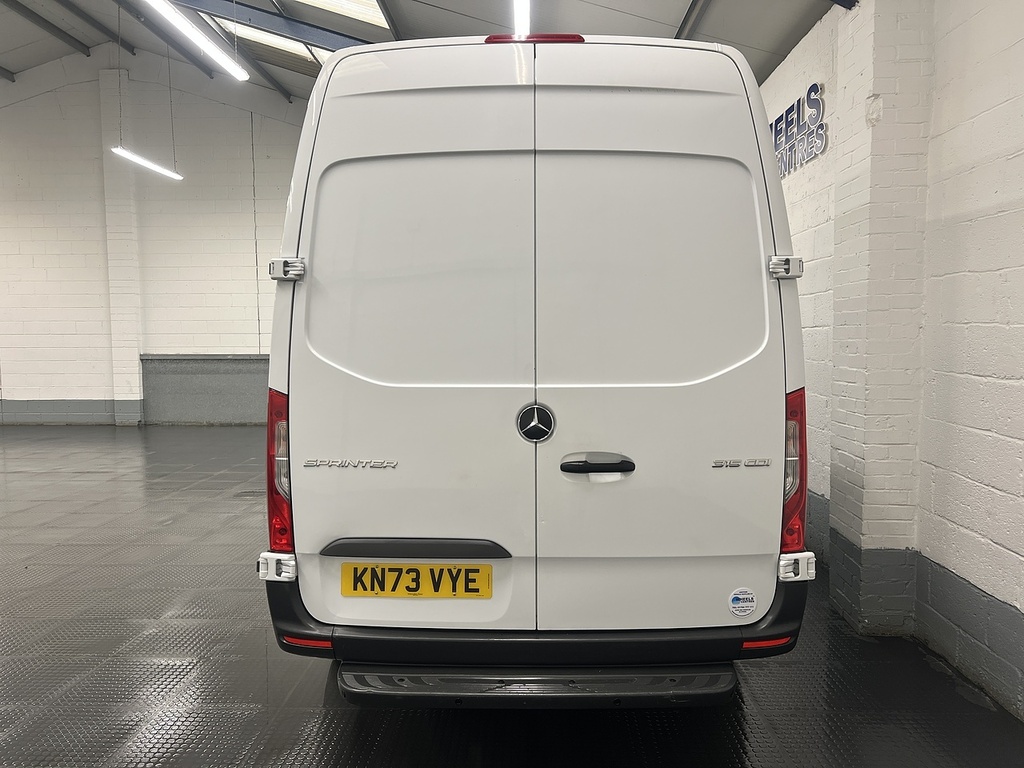 Mercedes-Benz Sprinter 2.0 315 Cdi Progressive Panel Van Manua White #4