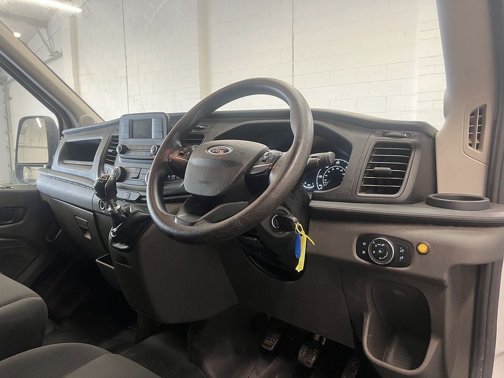 Ford Transit Custom 2.0 350 Ecoblue Leader Panel Van LE73HXO White #5