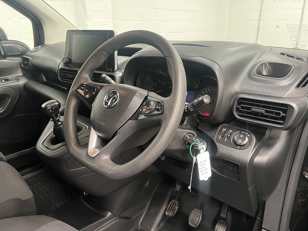 Vauxhall Combo 1.5 Turbo D 2300 Pro Panel Van L White #11