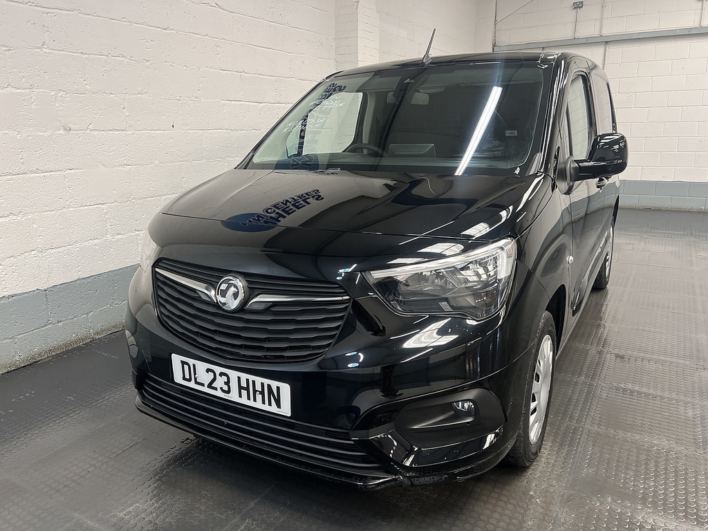 Vauxhall Combo 1.5 Turbo D 2300 Pro Panel Van L Black