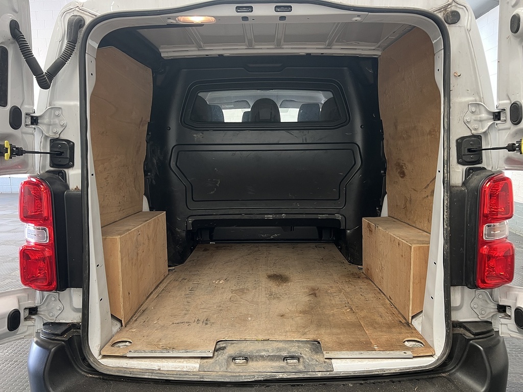 Vauxhall Vivaro 2.0 Turbo D Prime Crew Van Double Cab 6Dr M White #5