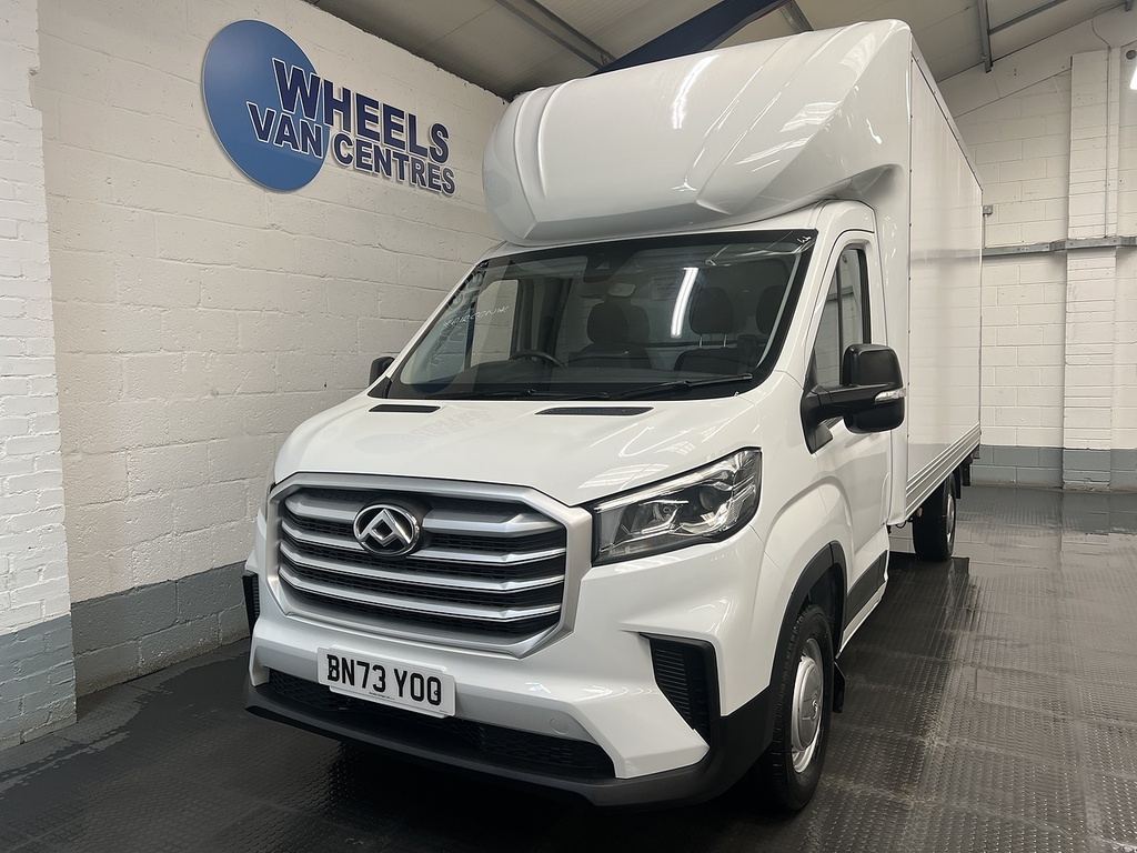 Maxus Deliver 9 D20 2.0 Luton White