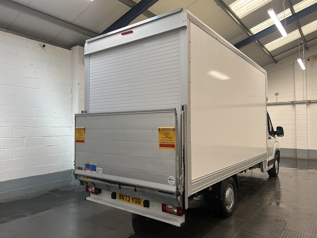 Maxus Deliver 9 D20 2.0 Luton White #5