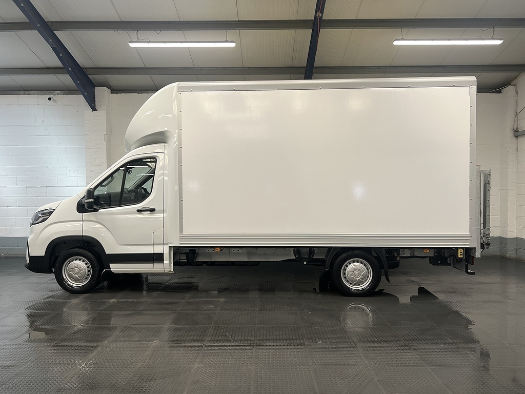 Maxus Deliver 9 D20 2.0 Luton White #2