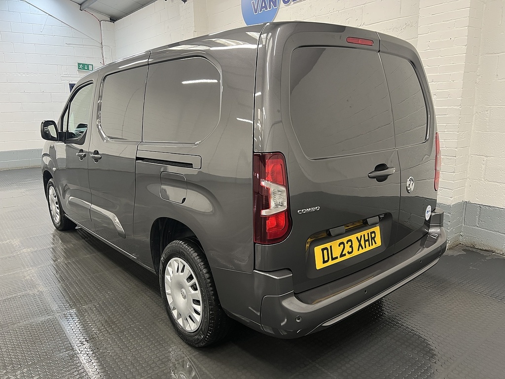 Vauxhall Combo 1.5 Turbo D 2300 Pro Panel Van 6Dr L Grey #3