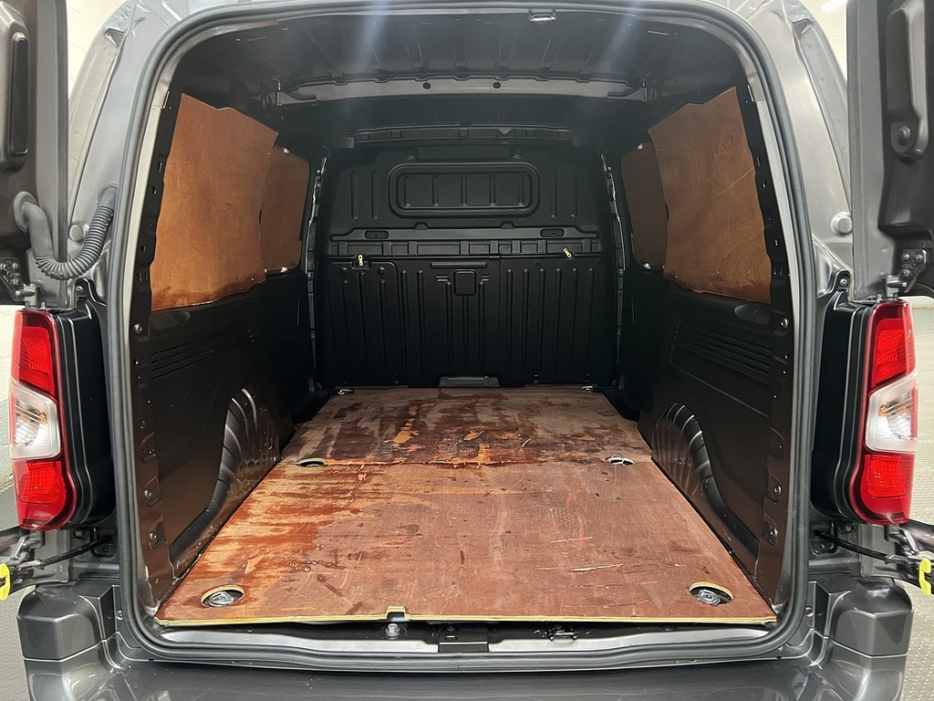 Vauxhall Combo 2300 1.5 Turbo D 100Ps H1 Prime Van White #35